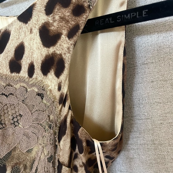 Lace-Trim Leopard-Print Dress. - Picture 8 of 8